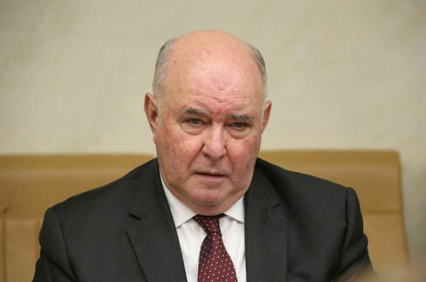 Сенатор Карасин назвал мрачной новостью для Украины альянс Британии и Польши