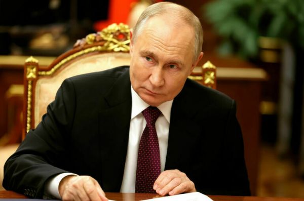 Путин считает, что оценку за поведение нужно приравнять к другим оценкам