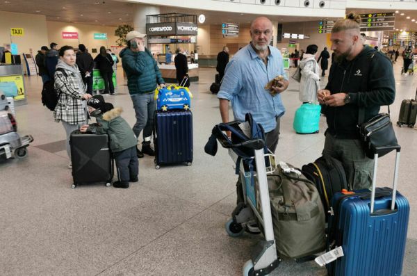 В Союзе пассажиров поддержали сохранение обратных билетов у опоздавших на самолет