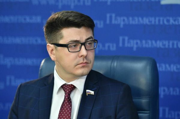 Депутат Спиридонов поддержал введение запрета на продажу украинских товаров 