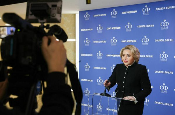 Матвиенко: Необходимы «прорывные решения» для улучшения ситуации с демографией
