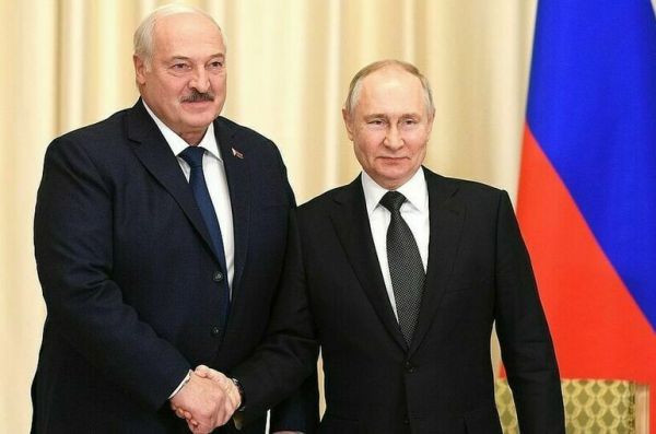 Путин поздравил Лукашенко с переизбранием президентом Белоруссии