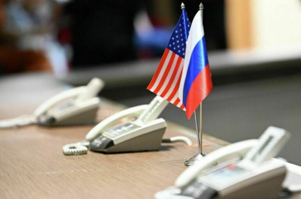 Делегация РФ прибыла для переговоров с США в резиденцию генконсула в Стамбуле Делегация РФ прибыла для переговоров с США в резиденцию генконсула в Стамбуле