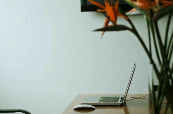 Россиянам рассказали, как будет оплачиваться работа 8 Марта Россиянам рассказали, как будет оплачиваться работа 8 Марта