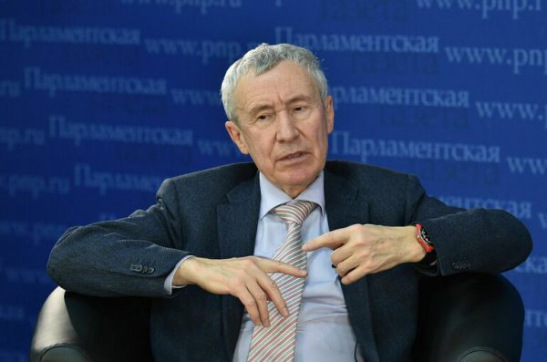 Сенатор Климов: Странам ЕС за переговорным столом делать нечего, как и Украине