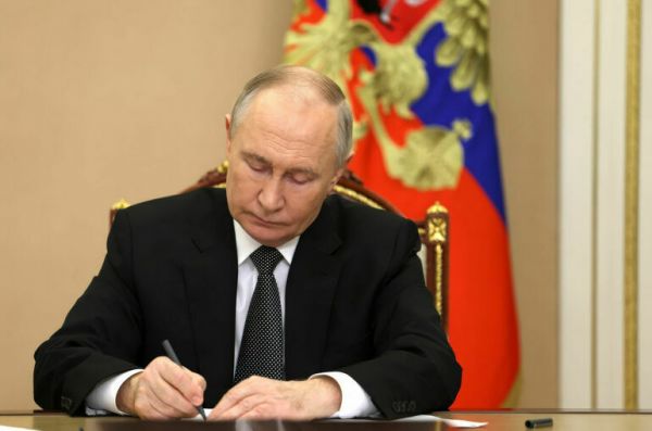 Путин подписал указ о выплатах до 6 млн рублей инвалидам-ополченцам Донбасса