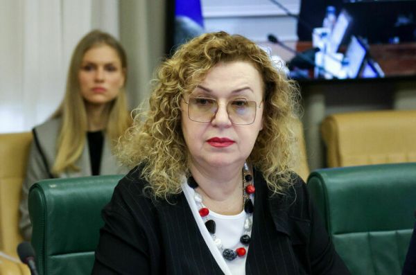 Сенатор: Стратегия потребления впрок в современных условиях мало оправдана