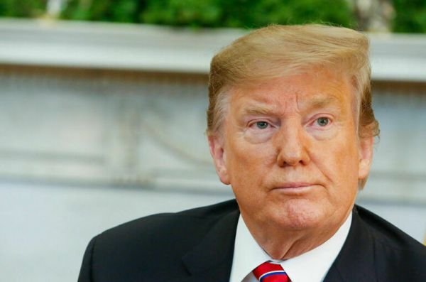 Трамп сравнил расходы США на Украину с отнятой у ребенка конфетой