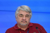 Журналист &laquo;Парламентской газеты&raquo; взял интервью у Пушкина, Гоголя, Толстого и Достоевского