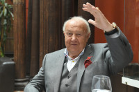 Чем известен Зураб Церетели