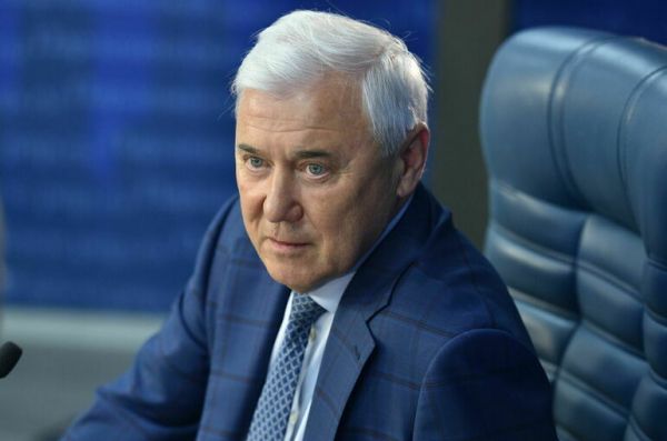 Депутат Аксаков: Кабмин поддержал позицию Центробанка об универсальном QR-коде