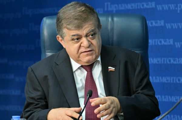 Сенатор Джабаров назвал хорошим знаком новый обмен заключенными США и России