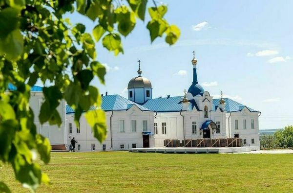 ТАСС: ВСУ взорвали несколько строений Горнальского монастыря