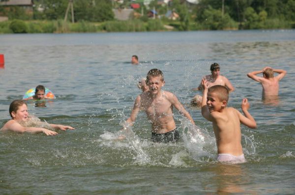 За отравления или смерть детей в летних лагерях предложили сажать до 10 лет