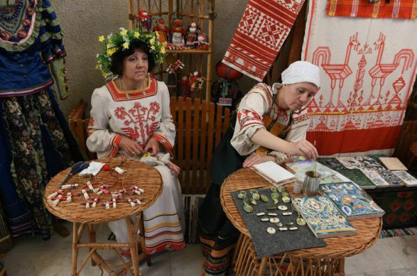 Лучшие народно-художественные музеи и лучших мастеров наградят в Совфеде