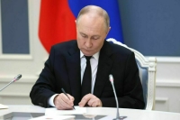 Трамп заявил, что рассматривает вариант согласиться на новые санкции против РФ