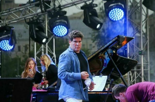 В Афинах отменили концерт пианиста Мацуева из-за &laquo;международной обстановки&raquo;