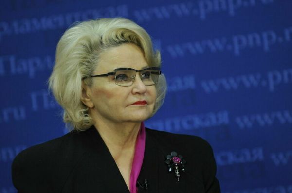 Депутат Останина рассказала, сколько женщин в России имеют звание «Мать-героиня» Депутат Останина рассказала, сколько женщин в России имеют звание «Мать-героиня»