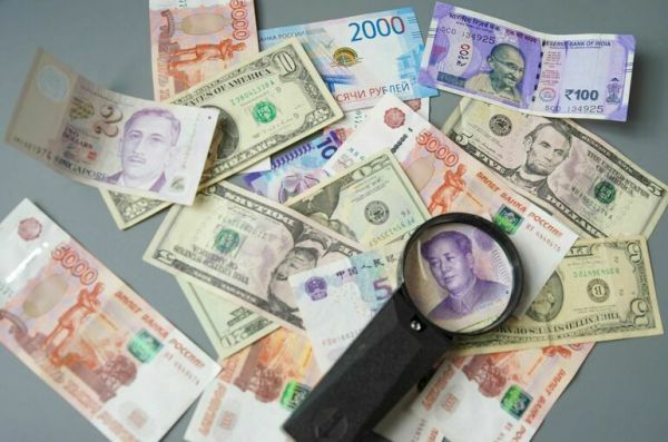 Эксперт: Один из геополитических финансовых блоков формируется вокруг рубля