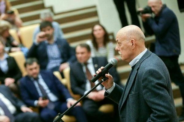 Володин провел совещание по вопросу увековечения памяти Говорухина