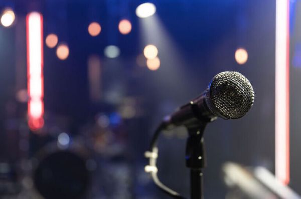 Эфиры, хит-парады и главные сцены: конкурс «Я горжусь» объявил прием заявок Эфиры, хит-парады и главные сцены: конкурс «Я горжусь» объявил прием заявок