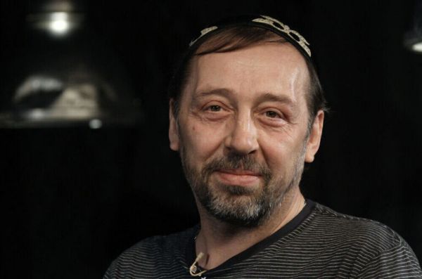 Скончался драматург Николай Коляда Скончался драматург Николай Коляда