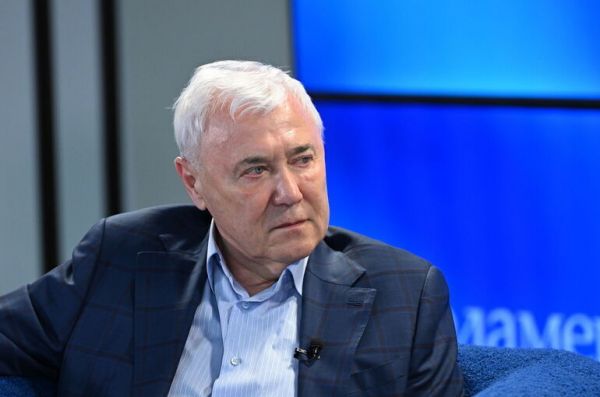 Депутат Аксаков призвал включить все российские банки в «белые списки» Минцифры Депутат Аксаков призвал включить все российские банки в «белые списки» Минцифры