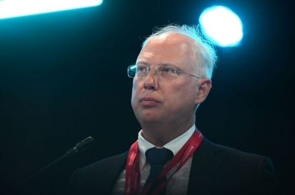Дмитриев: Энергетические возможности ЕС ухудшились на фоне партнерства России и Китая Дмитриев: Энергетические возможности ЕС ухудшились на фоне партнерства России и Китая