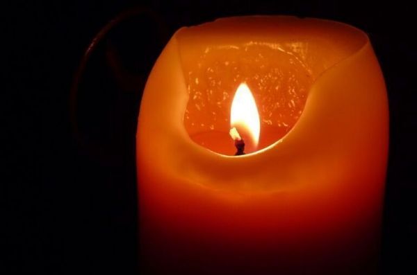 Художник театра и кино Юрий Устинов умер в возрасте 72 лет Художник театра и кино Юрий Устинов умер в возрасте 72 лет