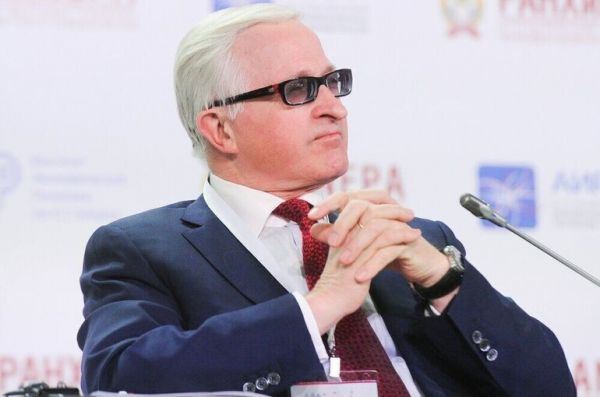 Шохин: Укрепление рубля обходится бюджету миллиардными потерями Шохин: Укрепление рубля обходится бюджету миллиардными потерями