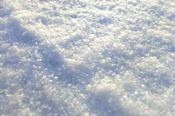 Аэропорт Жуковский из-за снега закрыли на чистку взлетно-посадочной полосы