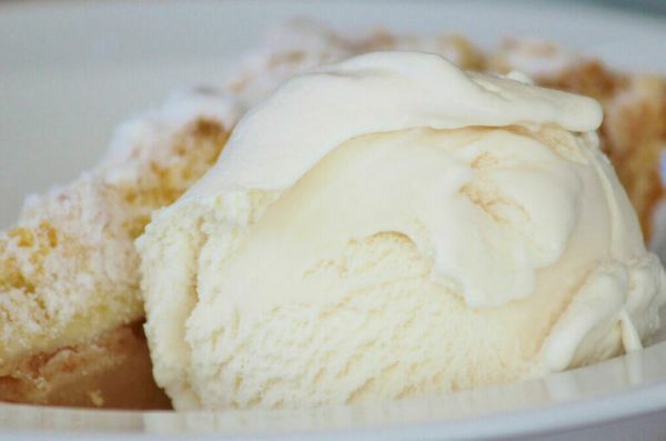 Алкогольное мороженое в России приравняли к спиртному