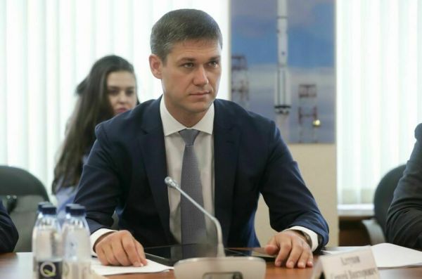 Алтухов поддержал обязательное включение в меню ресторанов российского вина