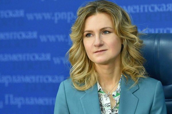 Бутина заявила, что в Москве не удивлены запрету США на интервью с Путиным 