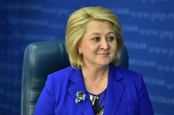 Гумерова считает, что предстоит работа по закреплению норм русского языка