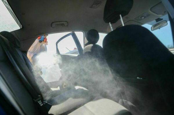 Машины на въезде в РФ будут дезинфицировать при риске заноса болезней животных Машины на въезде в РФ будут дезинфицировать при риске заноса болезней животных