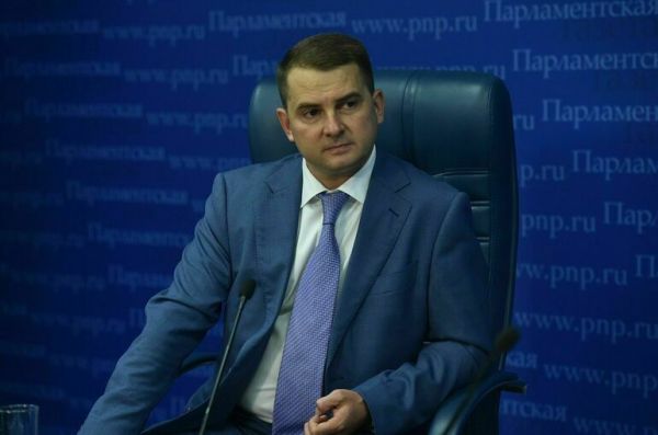 Нилов считает, что законопроект о маркировке энергетиков рассмотрят в этом году Нилов считает, что законопроект о маркировке энергетиков рассмотрят в этом году