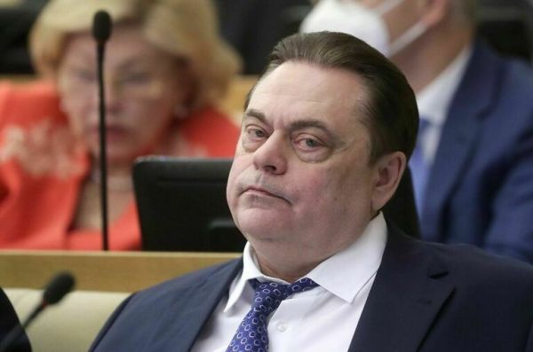 Семигин призвал повышать качество работы с мигрантами на системной основе