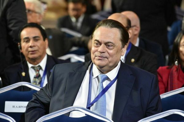 Семигин рассказал о росте числа участников «Этнографического диктанта» Семигин рассказал о росте числа участников «Этнографического диктанта»