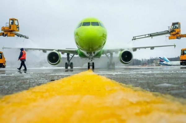 В Домодедове частично ограничили вылет самолетов В Домодедове частично ограничили вылет самолетов