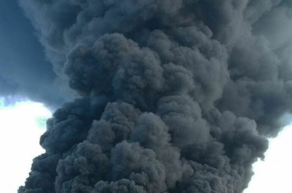 В Москве на электроподстанции загорелся трансформатор