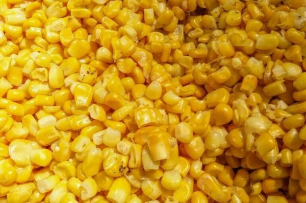 В Польше высыпали 160 тонн украинского зерна на железнодорожной станции