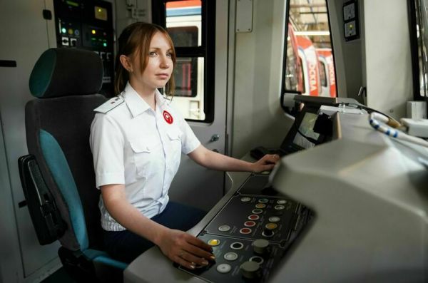 В России 20 ноября празднуется День работника транспорта