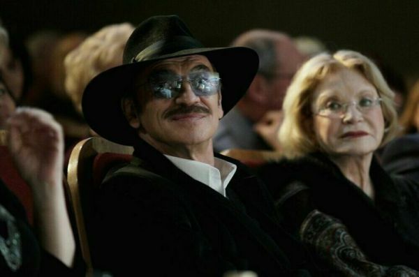 В театре Ленсовета заменили спектакли с участием Михаила Боярского В театре Ленсовета заменили спектакли с участием Михаила Боярского