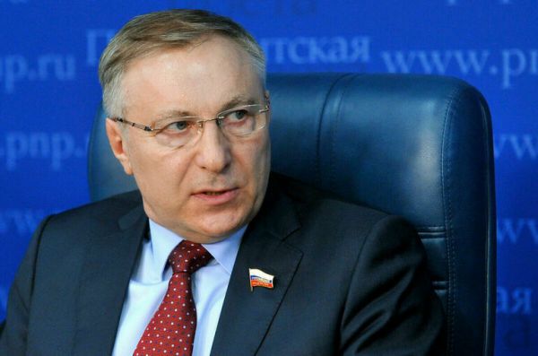 Варфоломеев: Перед молодыми парламентариями открываются большие возможности 