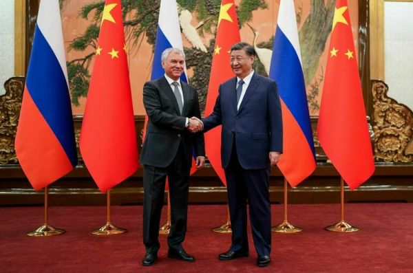 Вячеслав Володин встретился с Си Цзиньпином