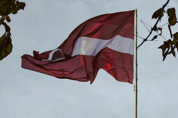 Временного поверенного в делах России в Латвии вызвали в МИД страны